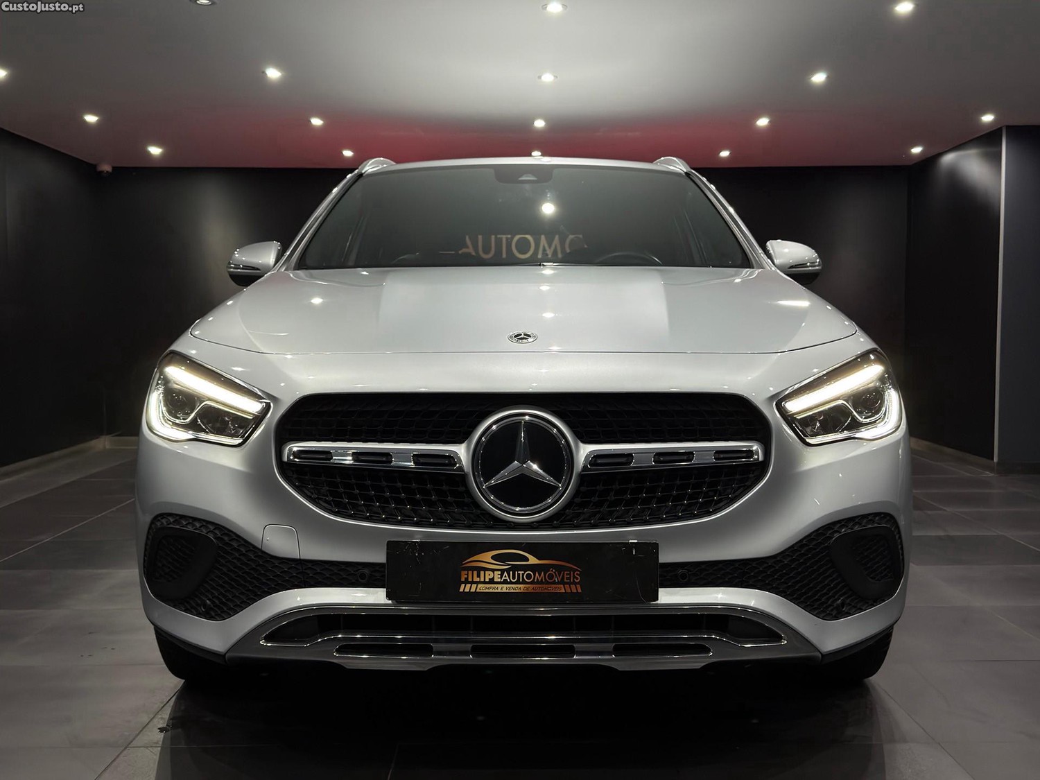 Mercedes-Benz GLA 250 e 8G-DCT Progressive — fotografia 24