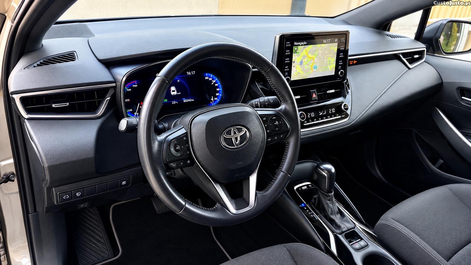 Toyota Corolla 1.8 Hybrid Confort — photo 5