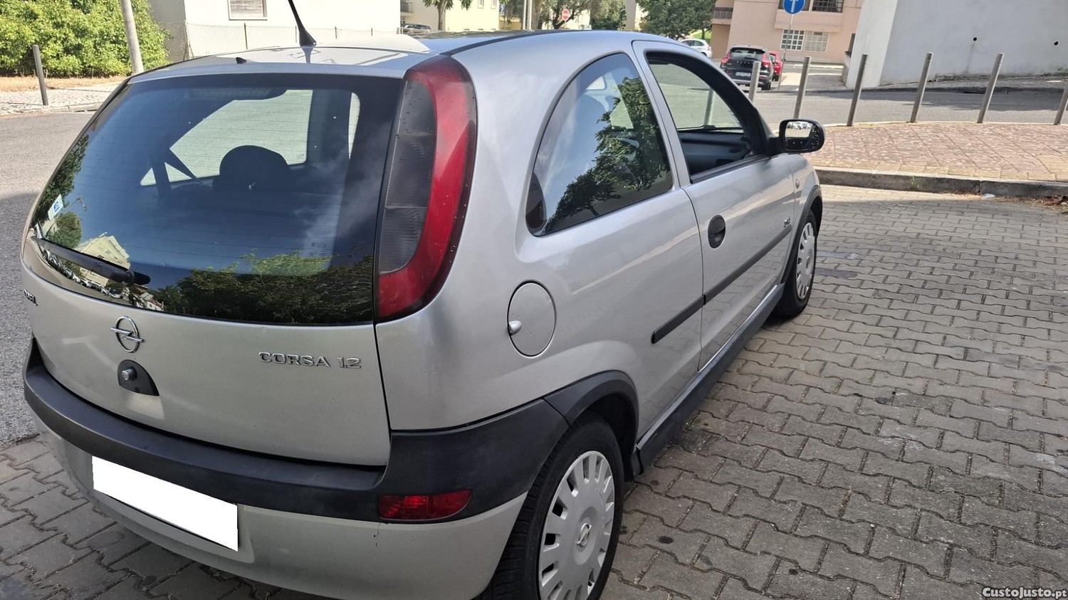 Opel Corsa 1.2 — fotografia 6