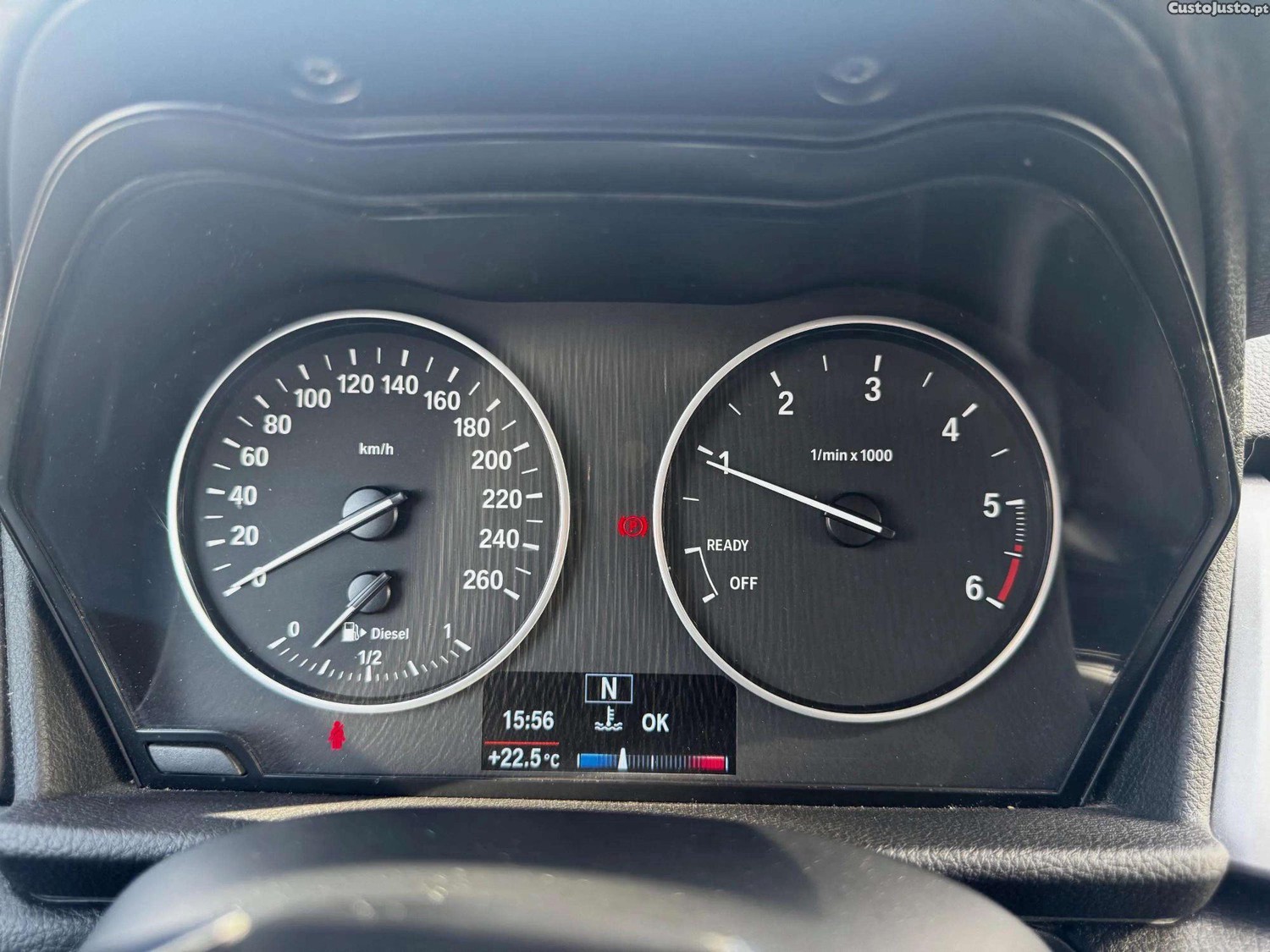 BMW 216 Active Tourer — fotografia 3
