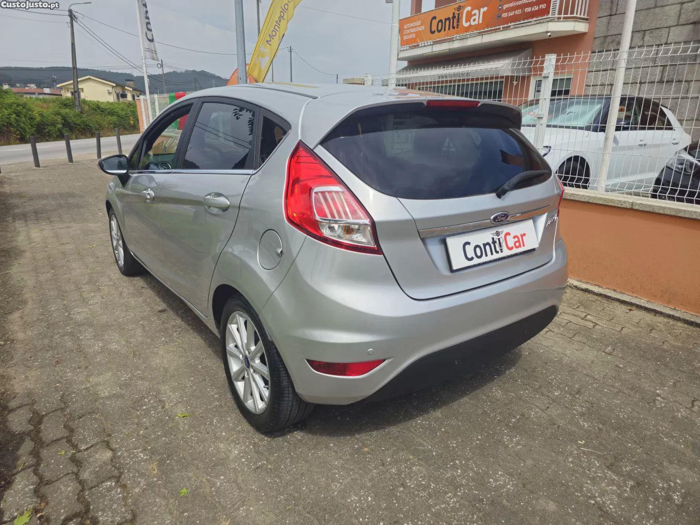 Ford Fiesta 1.5 tdci titanium — fotografia 7