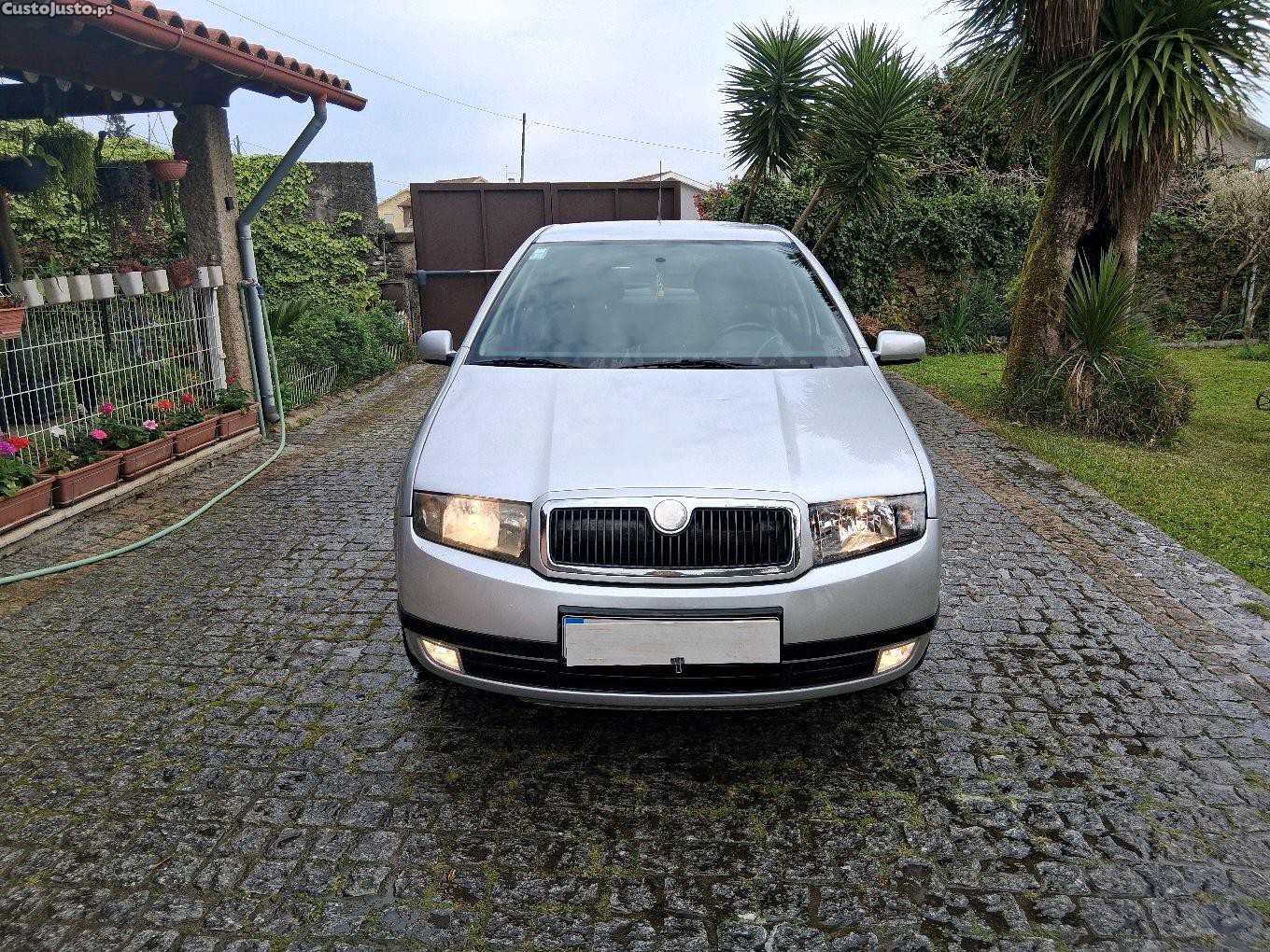 Skoda Fabia 1.4 tdi nacional selo 22euros — fotografia 12