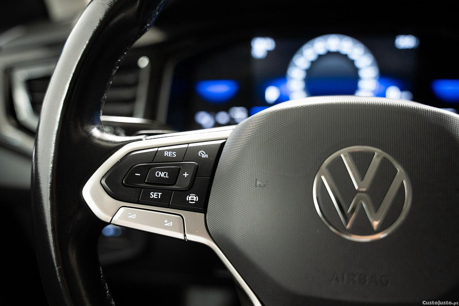 Volkswagen Taigo 1.0 TSI Life DSG — fotografia 5