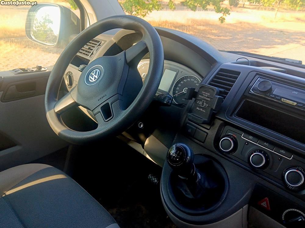 Volkswagen Transporter Kombi — fotografia 5