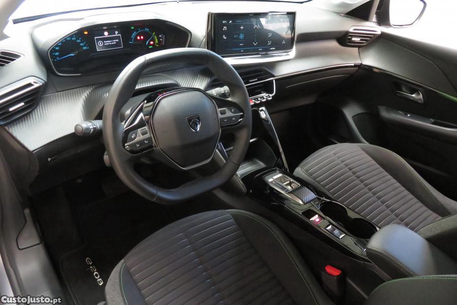 Peugeot e-208 50 kWh Active Pack — photo 5