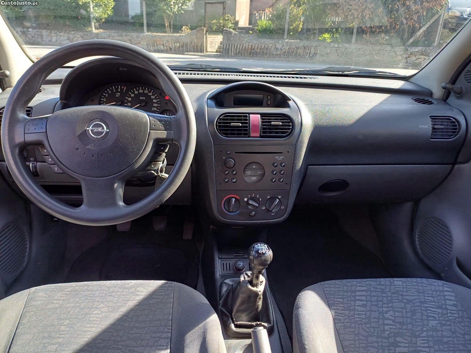 Opel Corsa 1.2 i   Viatura  Nacional — photo 4