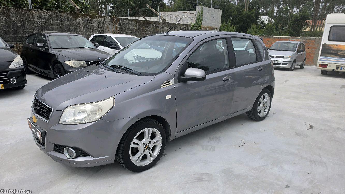 Chevrolet Aveo 1.2 — fotografia 12