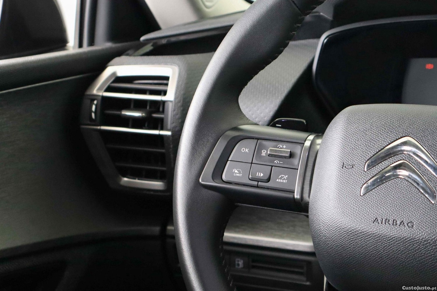 Citroën C5 X 1.6 Hybrid Feel Pack e-EAT8 — fotografia 14
