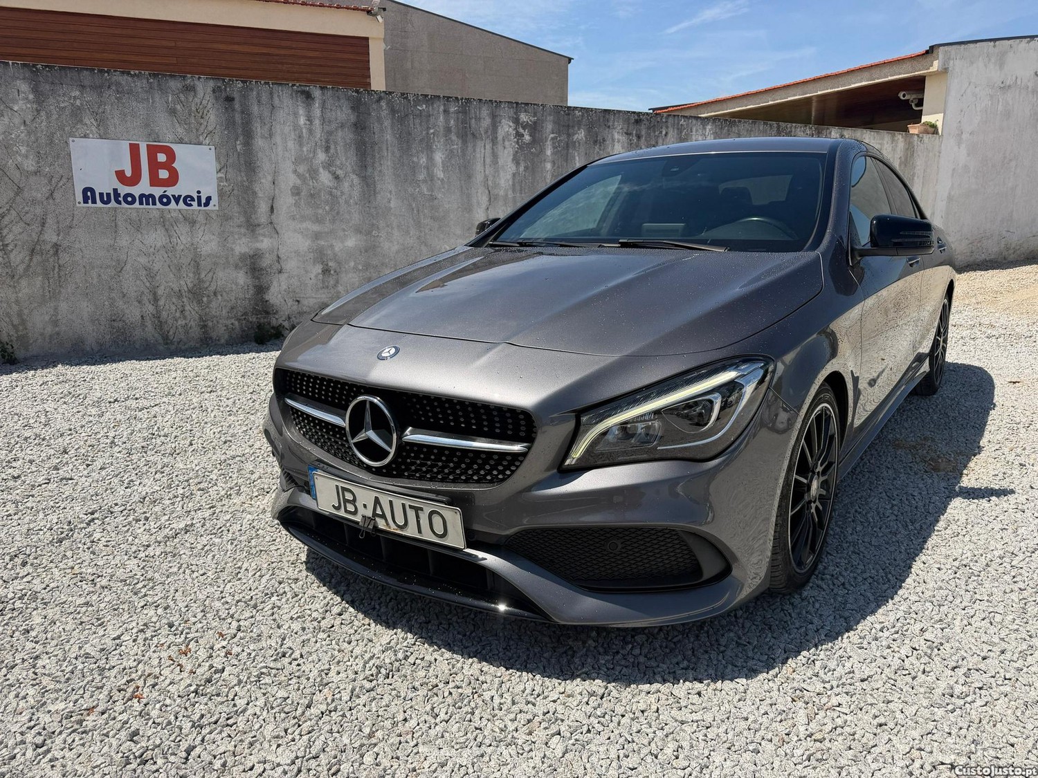 Mercedes-Benz CLA 200 d AMG Line Aut. — fotografia 14