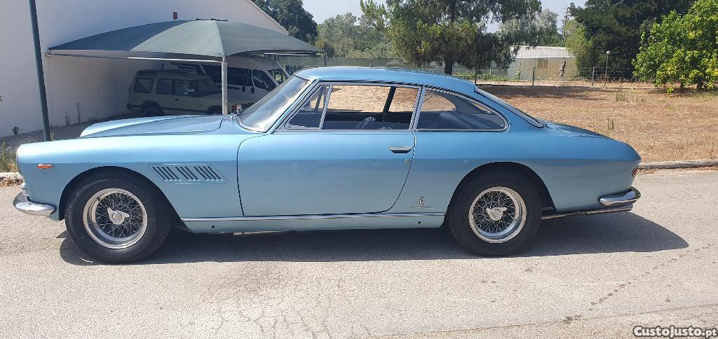 Ferrari 330 GT 2+2 — fotografia 21