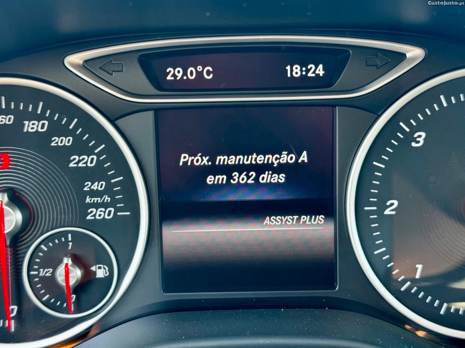Mercedes-Benz A 180 180 D — fotografia 4