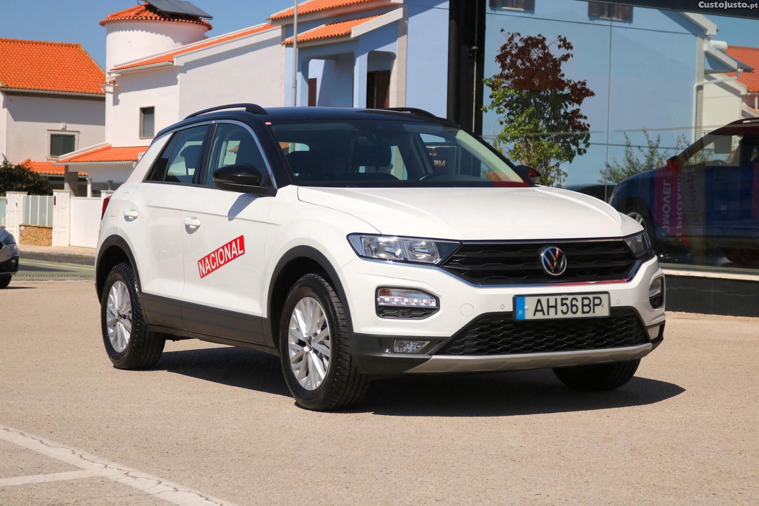 VW T-Roc 2.0 TDI Style 115cv - 21 foto 2