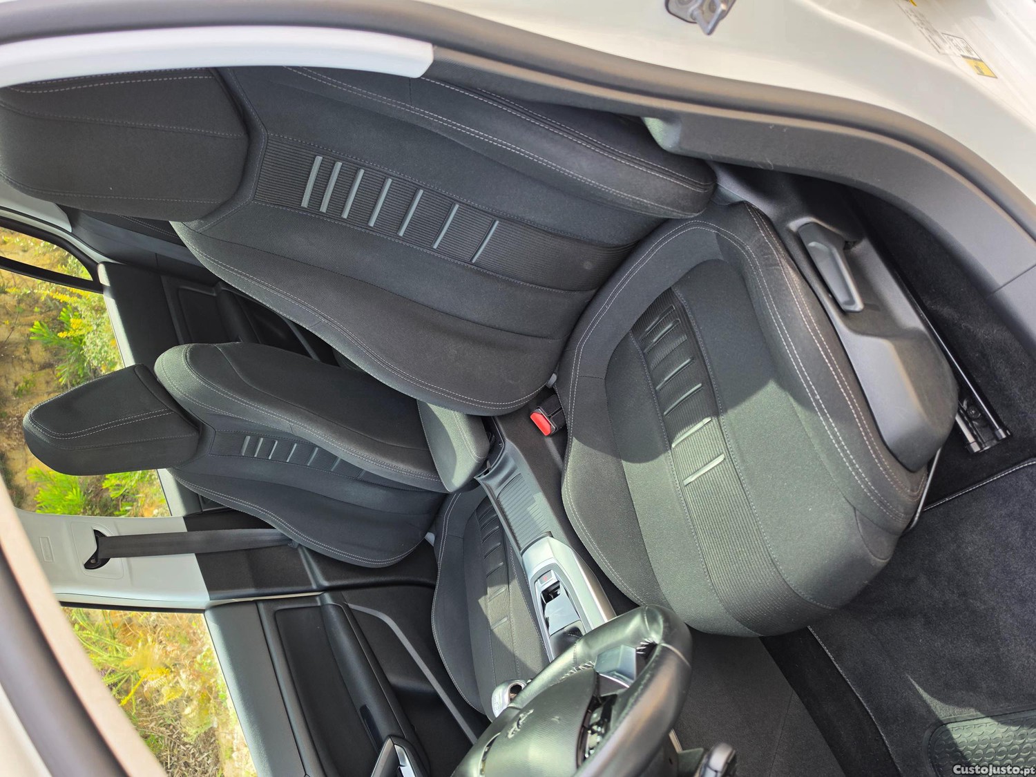 Peugeot 308 1.6 HDI Allure — photo 3