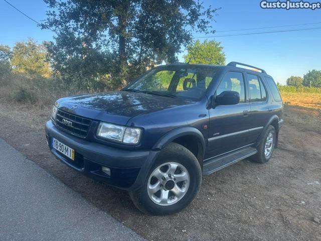 Opel Frontera 2.2 — fotografia 12