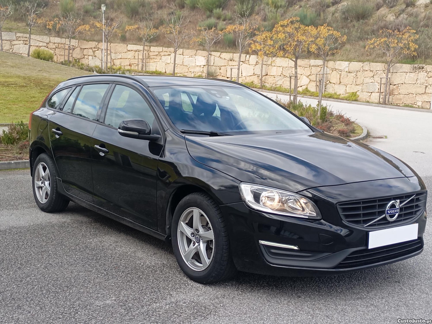 Volvo V60 2.0 Como Nova 2017 — photo 2