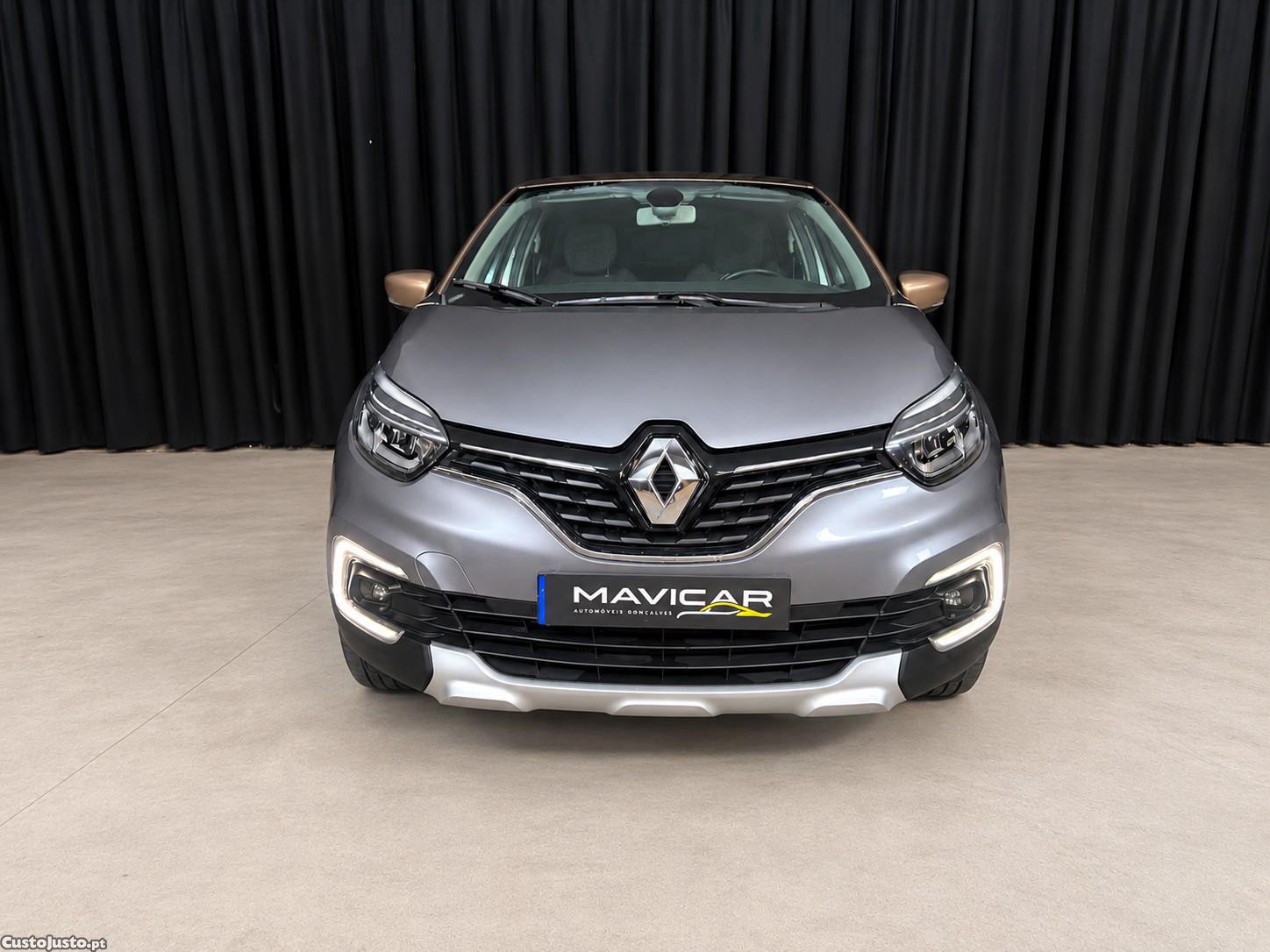 Renault Captur 1.5 dCi Exclusive - 18 — photo 3