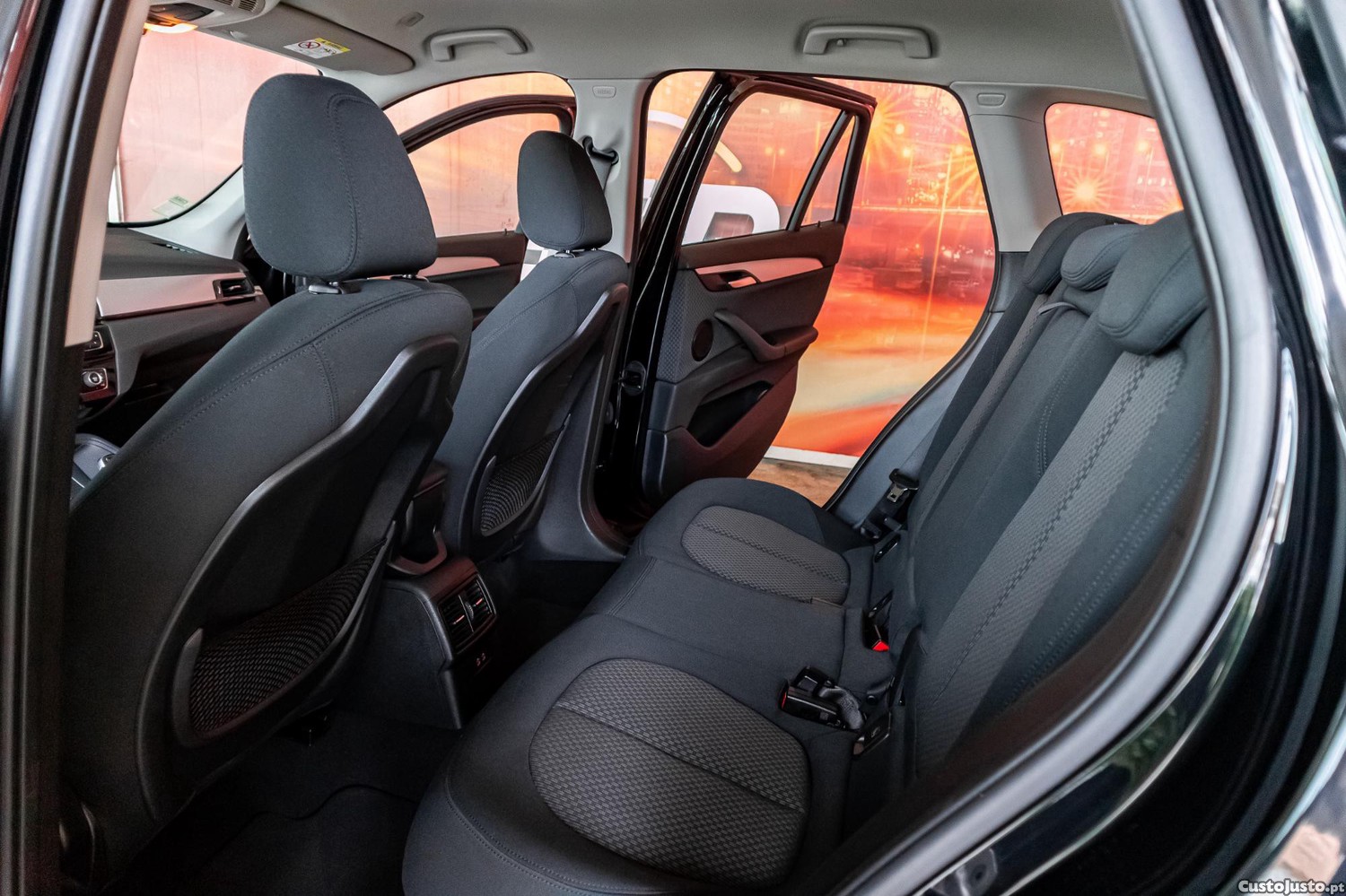 BMW X1 16 D sDrive Auto — fotografia 8