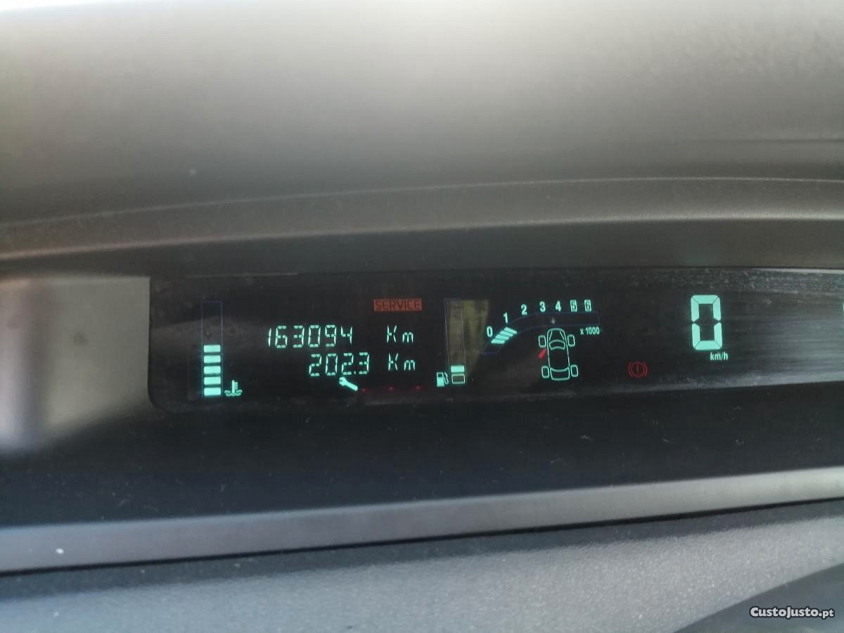 Renault Grand Scénic 1.9 dci 130 cv - 06 — photo 5