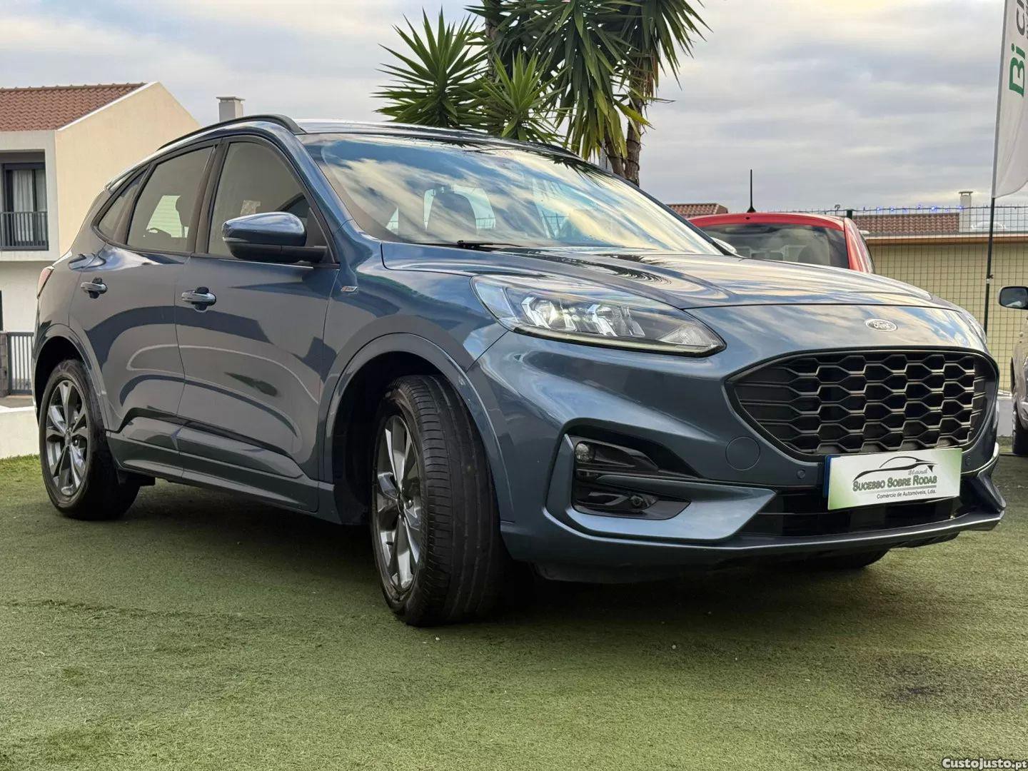 Ford Kuga 1.5 ecoboost st-line — photo 4