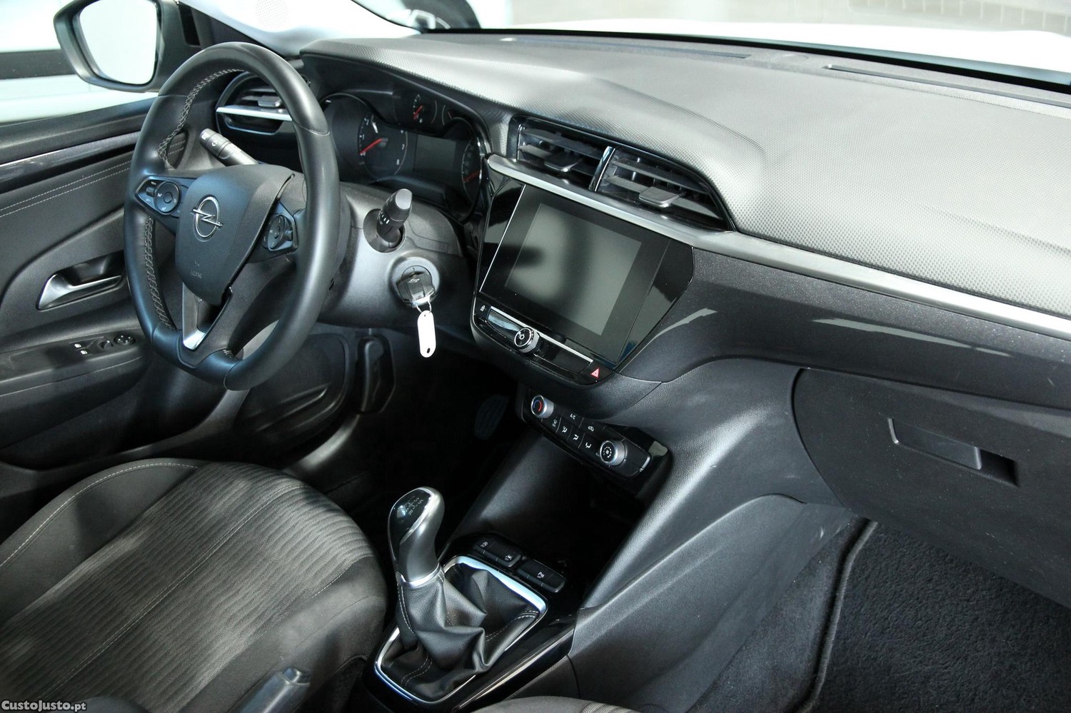 Opel Corsa 1.2 Business — fotografia 14
