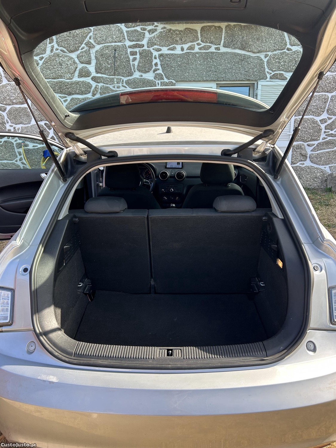 Audi A1 1.6Tdi Sport Line — fotografia 5