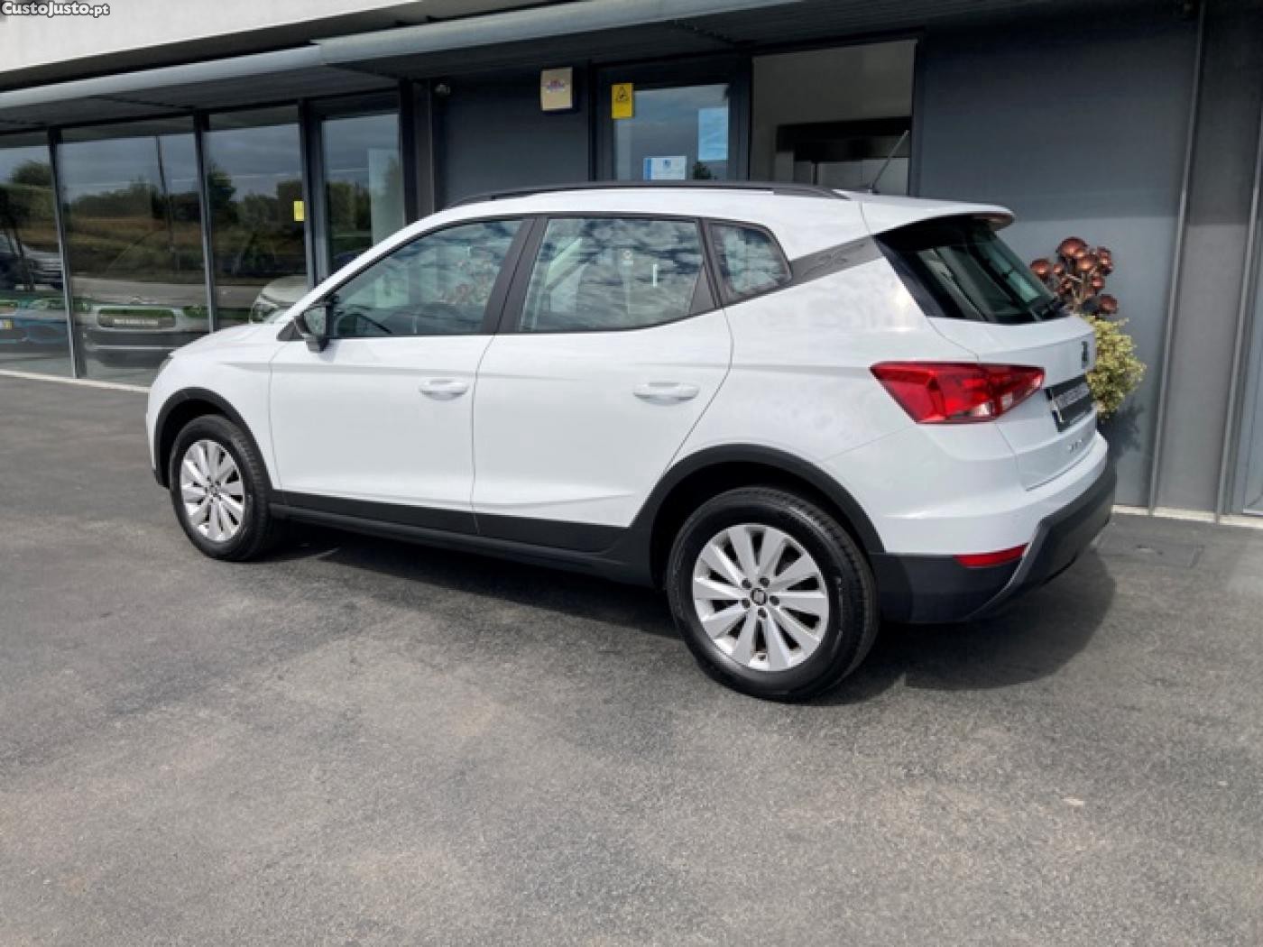 SEAT Arona 1.6 TDI Reference — fotografia 23