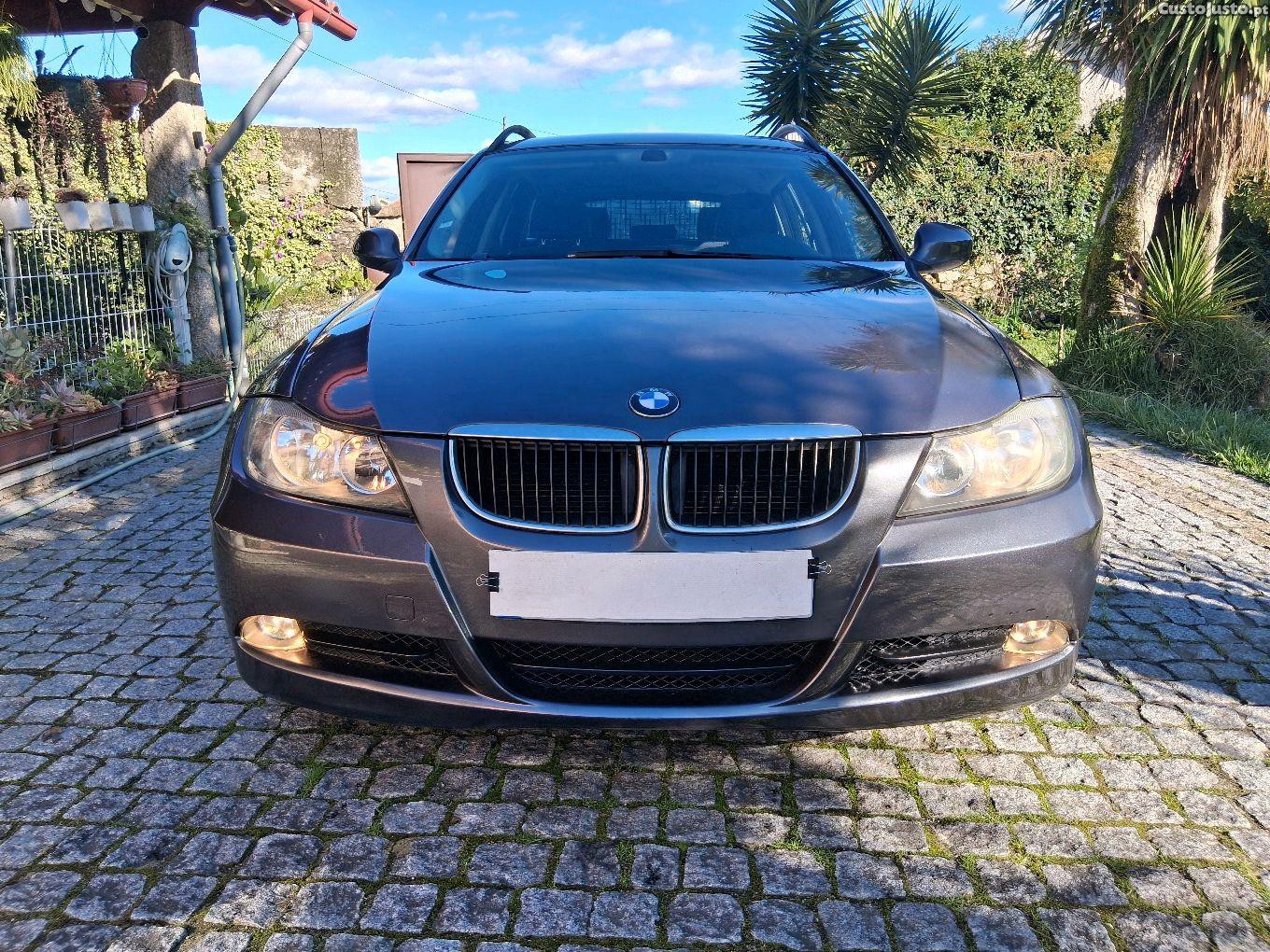 BMW 318 d sport selo 46euros — fotografia 12