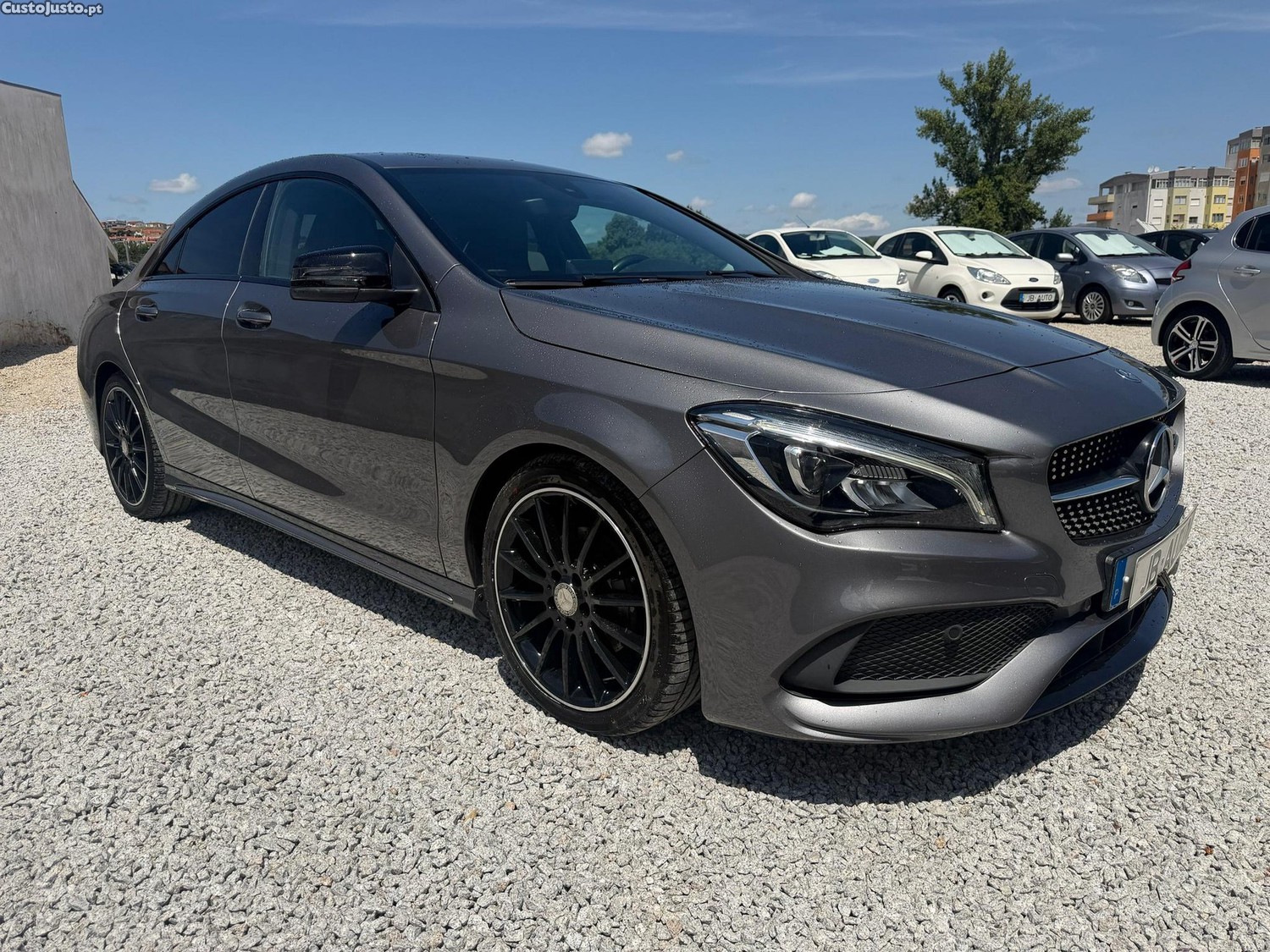 Mercedes-Benz CLA 200 d AMG Line Aut. — fotografia 13