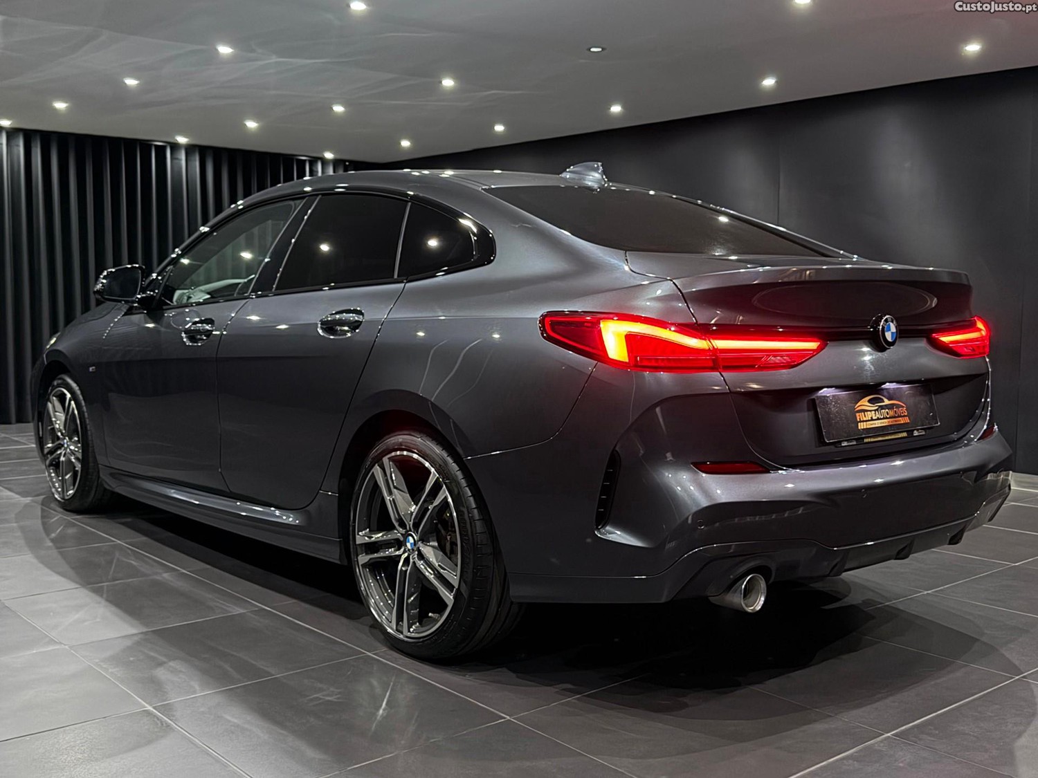 BMW 216 d Pack Desportivo M — fotografia 19