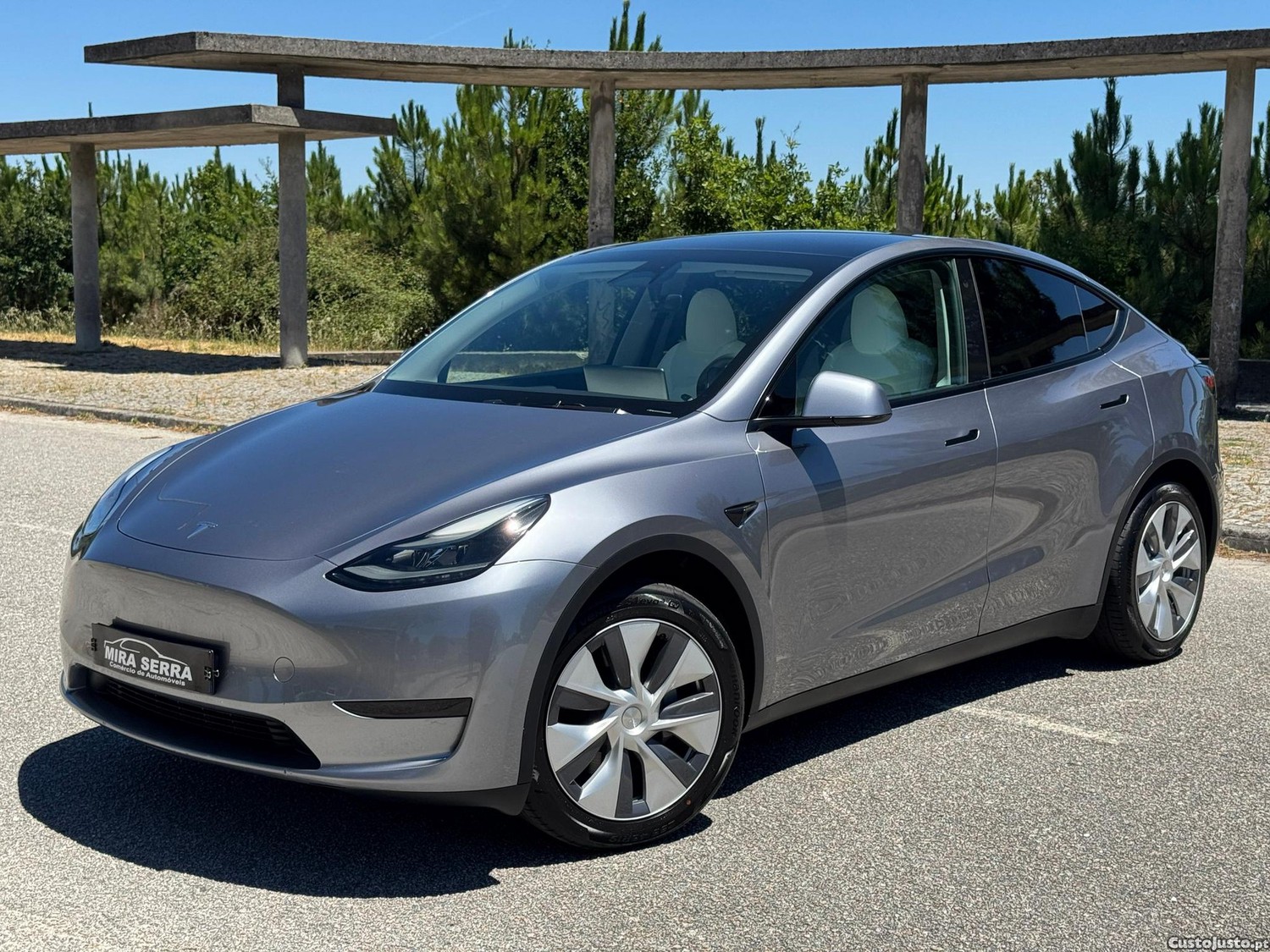 Tesla Model Y Long Range Tração Traseira — fotografia 30