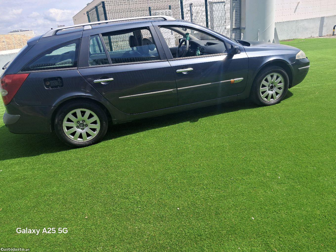 Renault Laguna privilege — fotografia 10