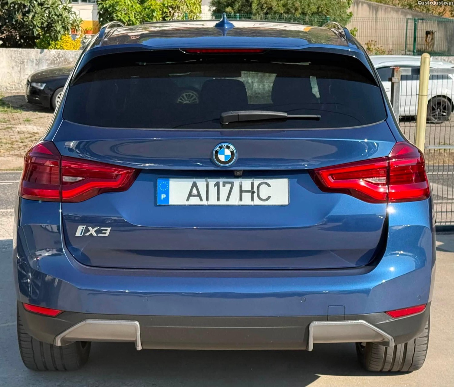 BMW iX3 G3XE — fotografia 7