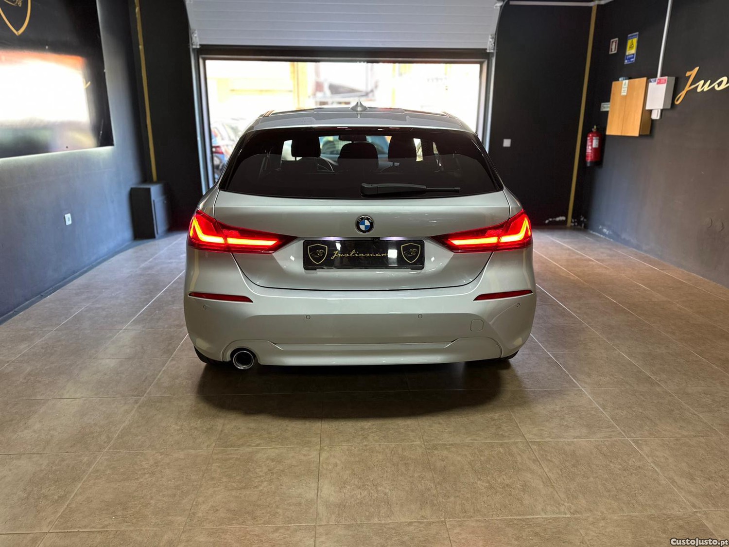 BMW 116 Aut. Advantage 2021 — fotografia 10