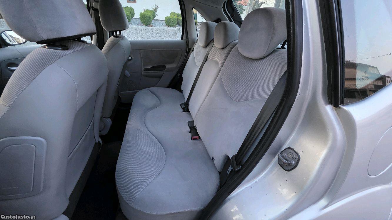 Citroën C3 1.4 HDI — fotografia 5