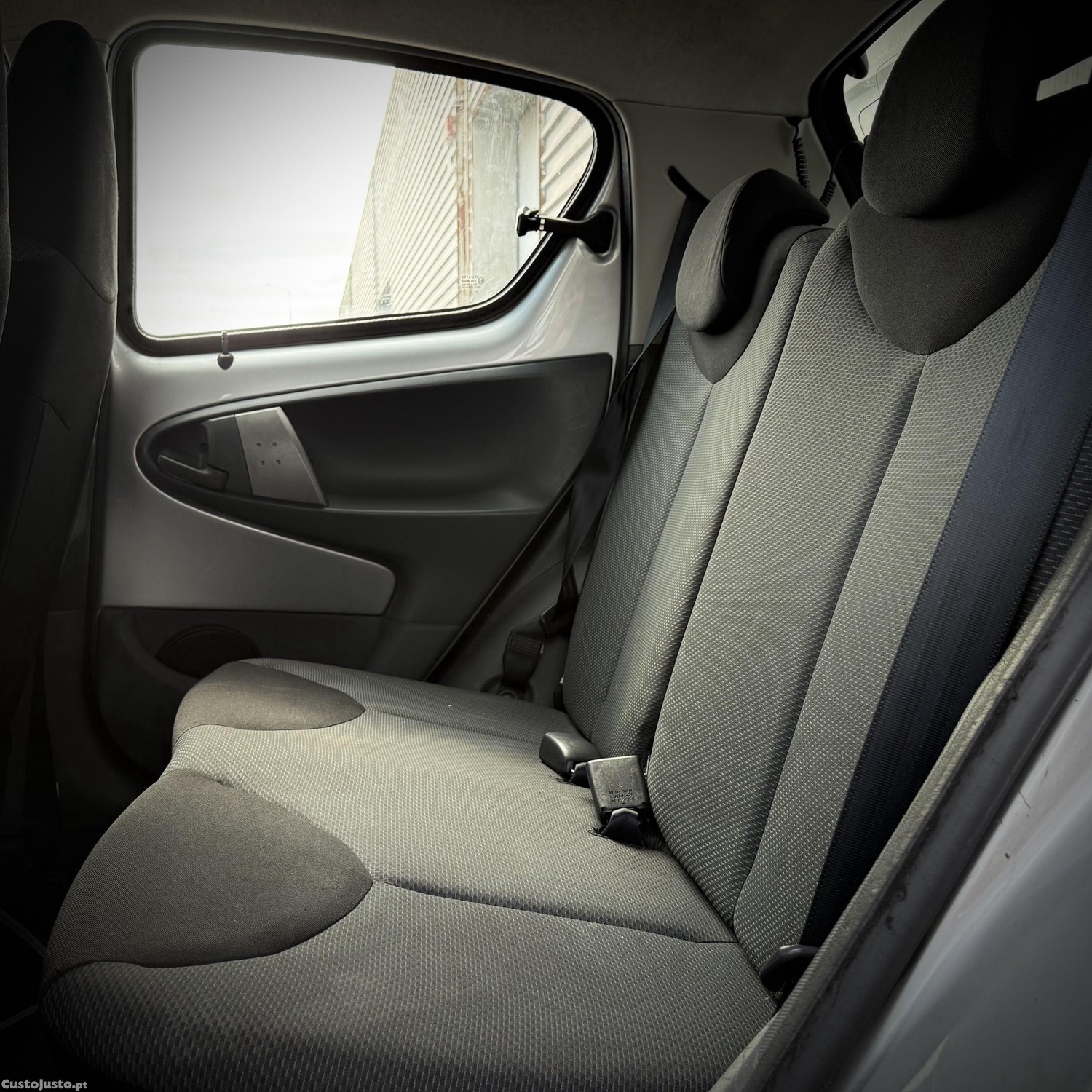 Toyota Aygo 1.0Caixa Automática — fotografia 5