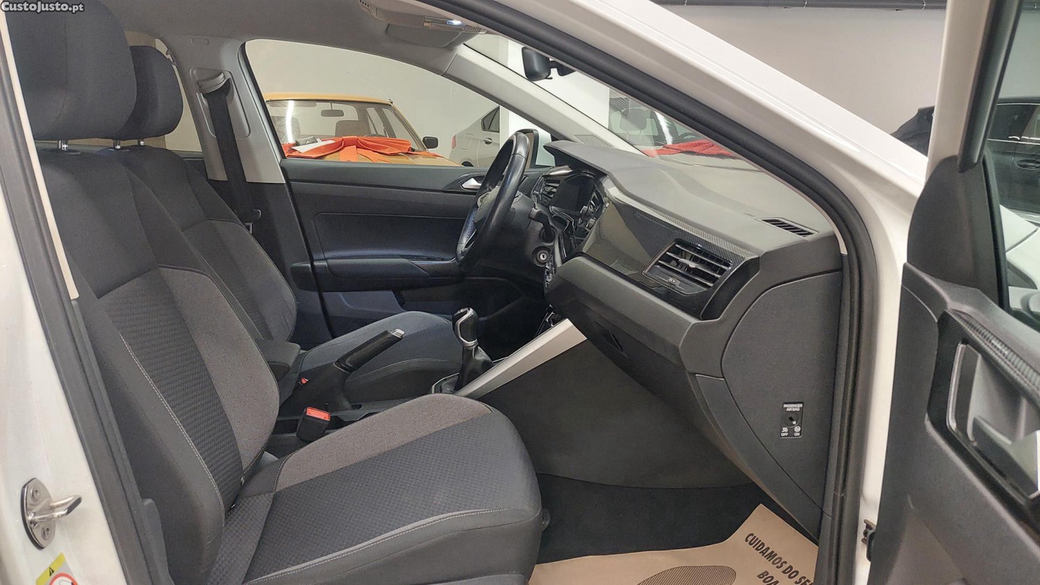 Volkswagen Taigo 1.0 TSI STYLE — fotografia 3