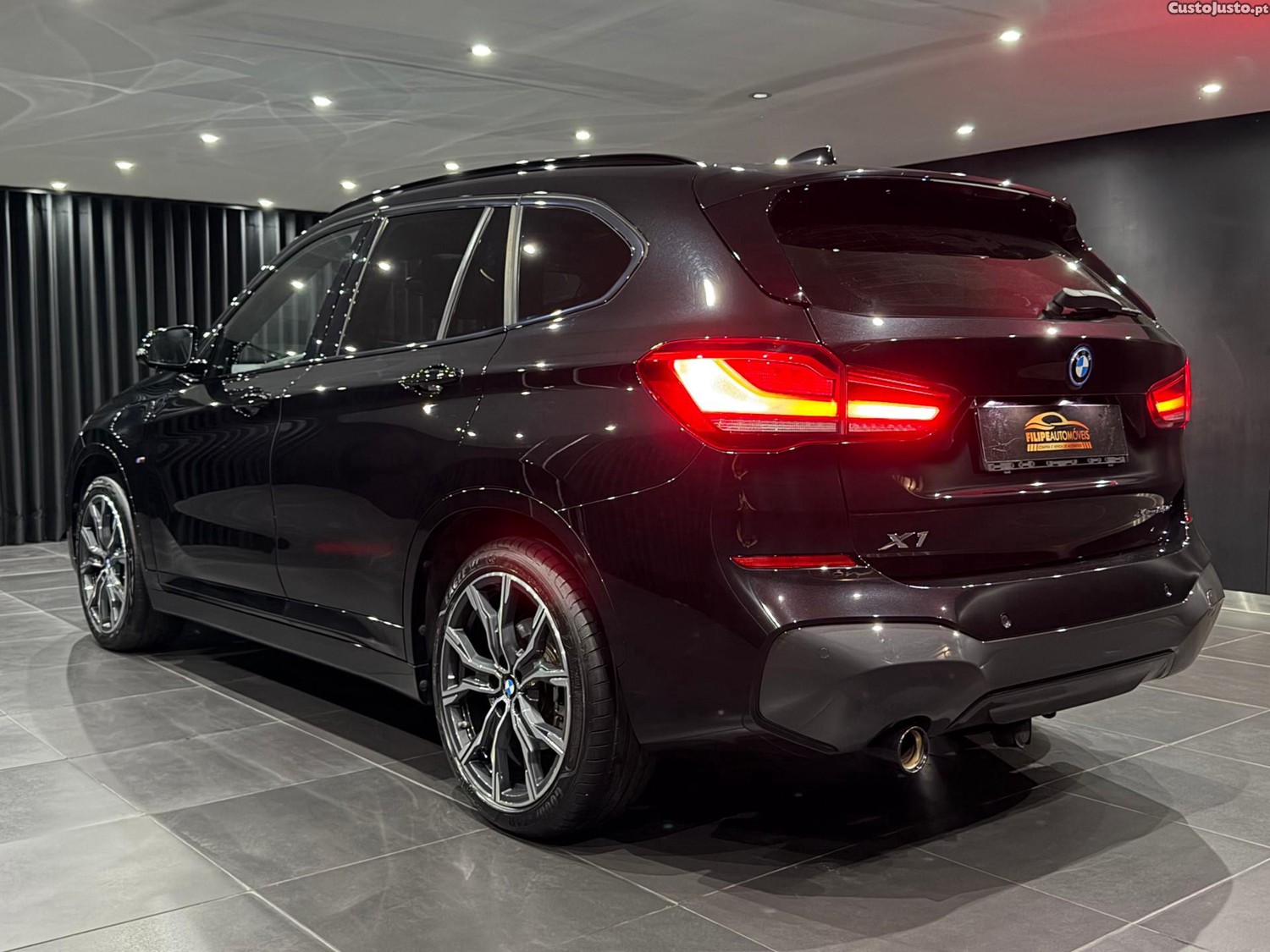 BMW X1 xDrive25e Pack Desportivo M — fotografia 20