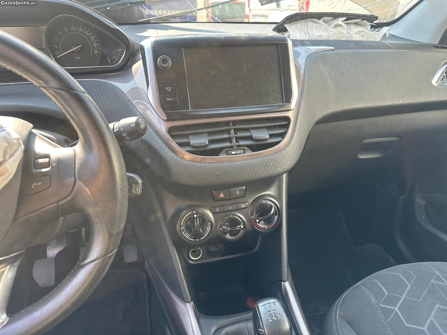 Peugeot 2008 1.6 Hdi - 14 foto 4