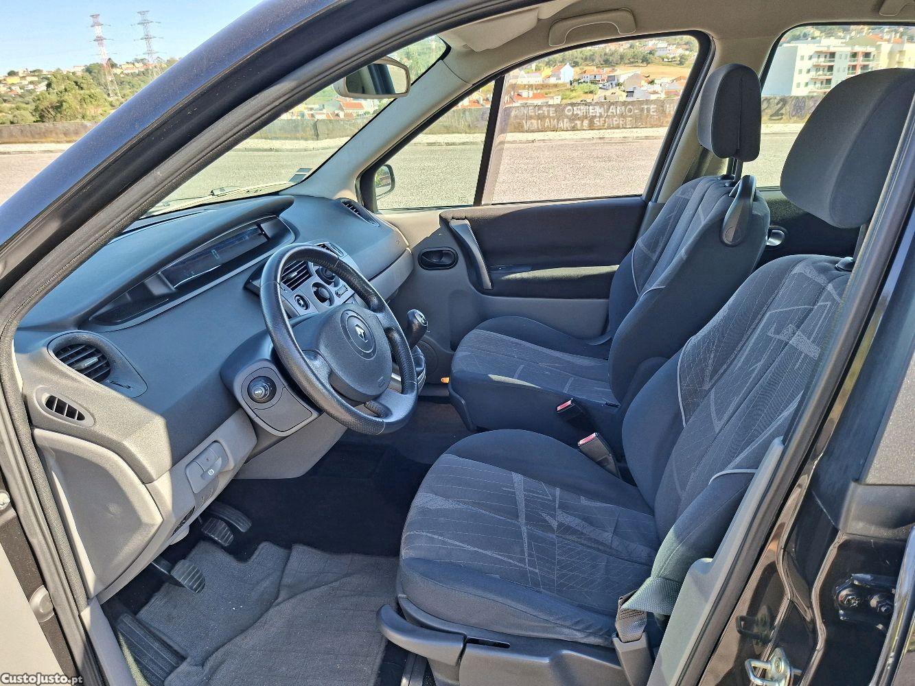 Renault Scénic 1.5 Dci Dynamic Estimada — fotografia 6