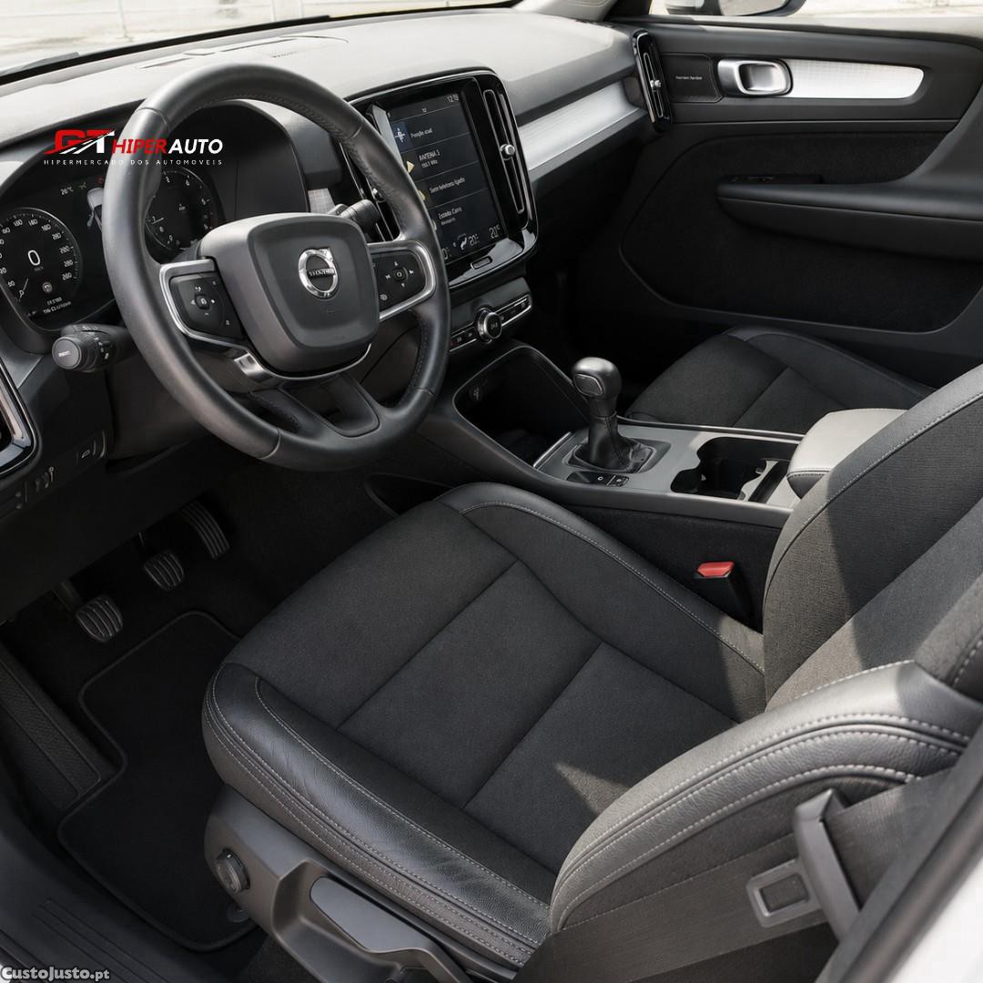 Volvo XC 40 2.0 D3 Momentum — fotografia 6