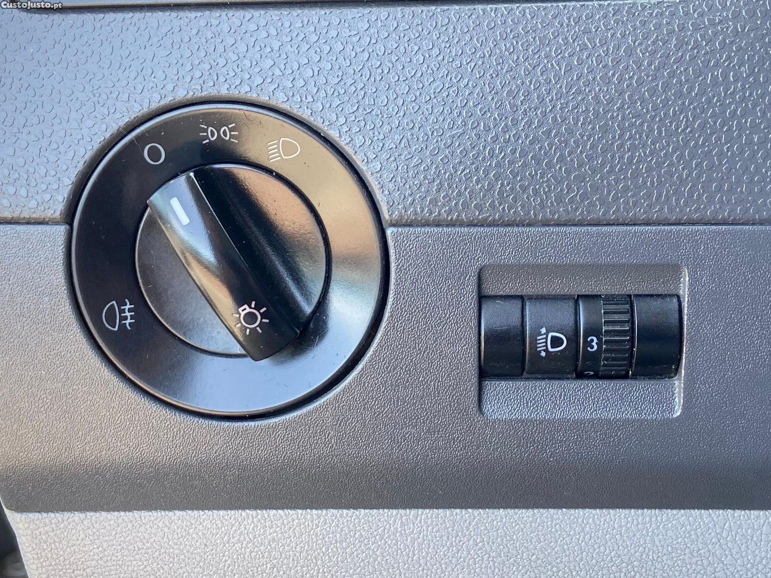 Volkswagen Transporter 1.9 TDi 102 Ex. Ac — fotografia 6