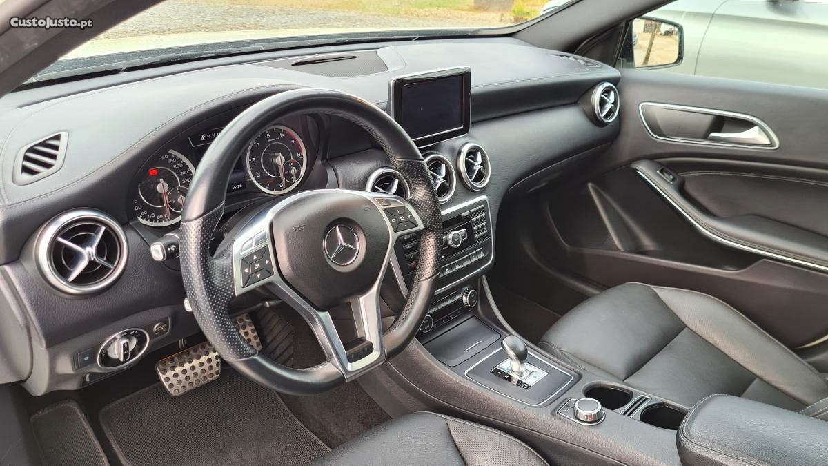 Mercedes-Benz A 45 AMG 4MATIC 360cv - 13 — photo 5