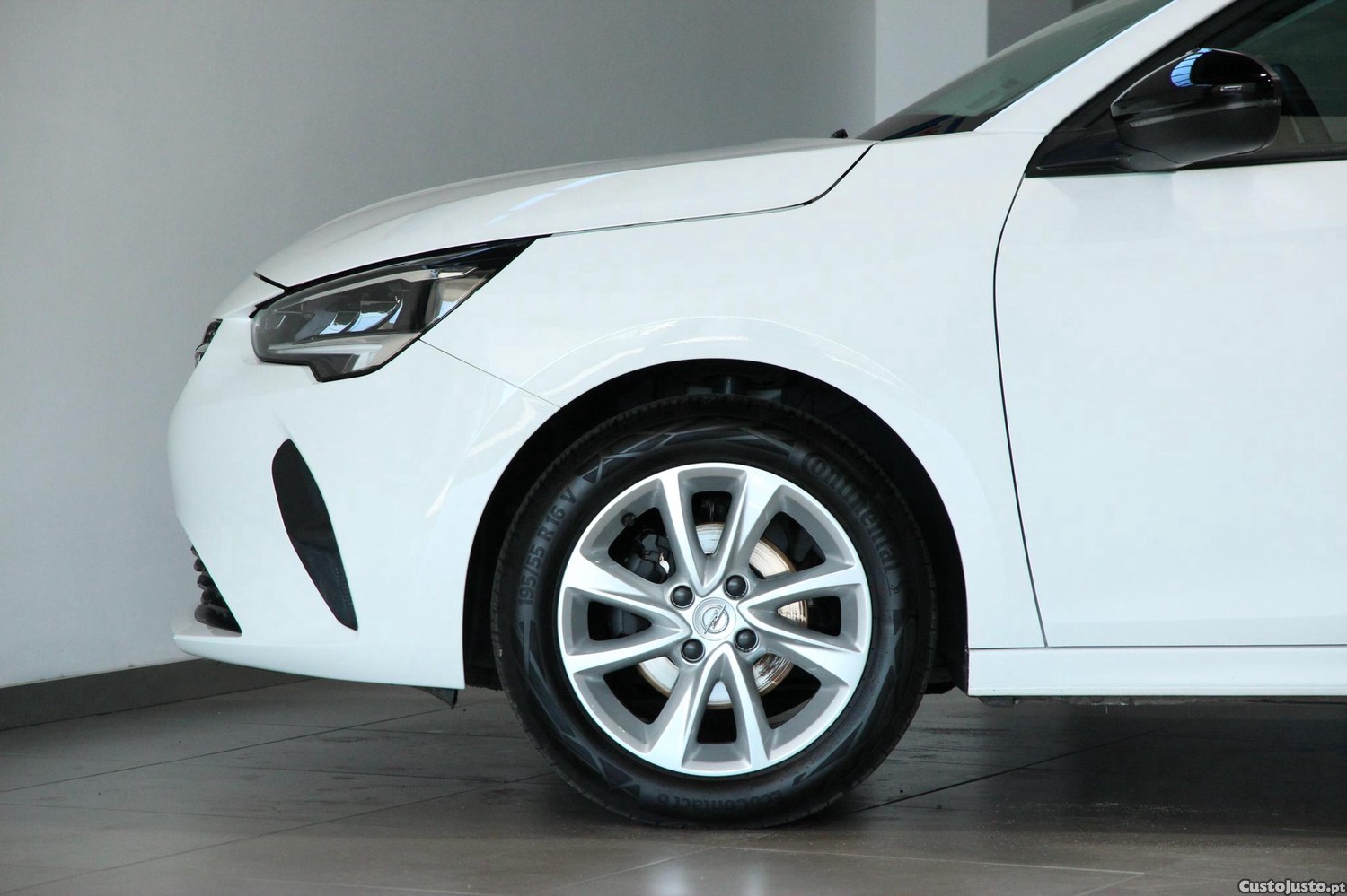 Opel Corsa 1.2 Business — fotografia 16