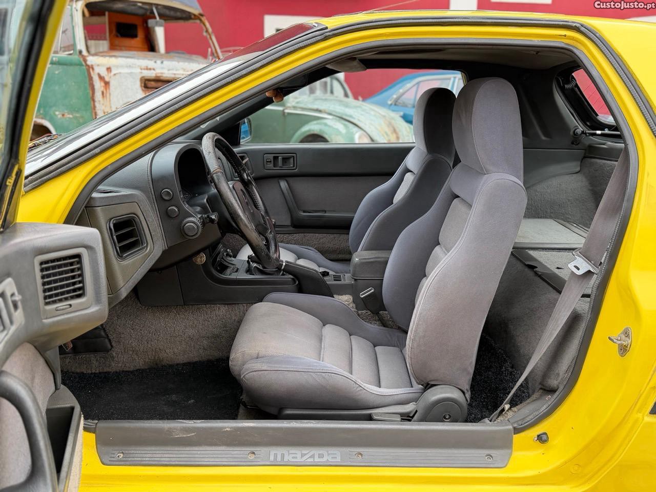 Mazda RX-7 Turbo II 2 — fotografia 12