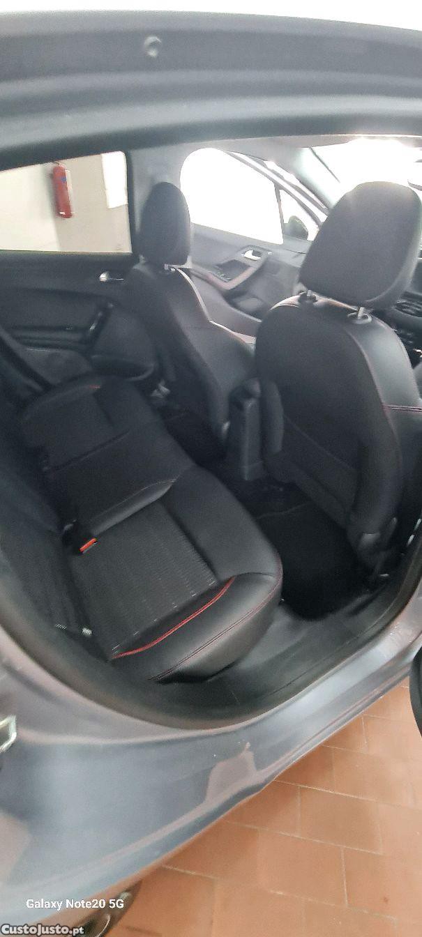 Peugeot 208 1.2 vti Puretch GT Line — fotografia 4