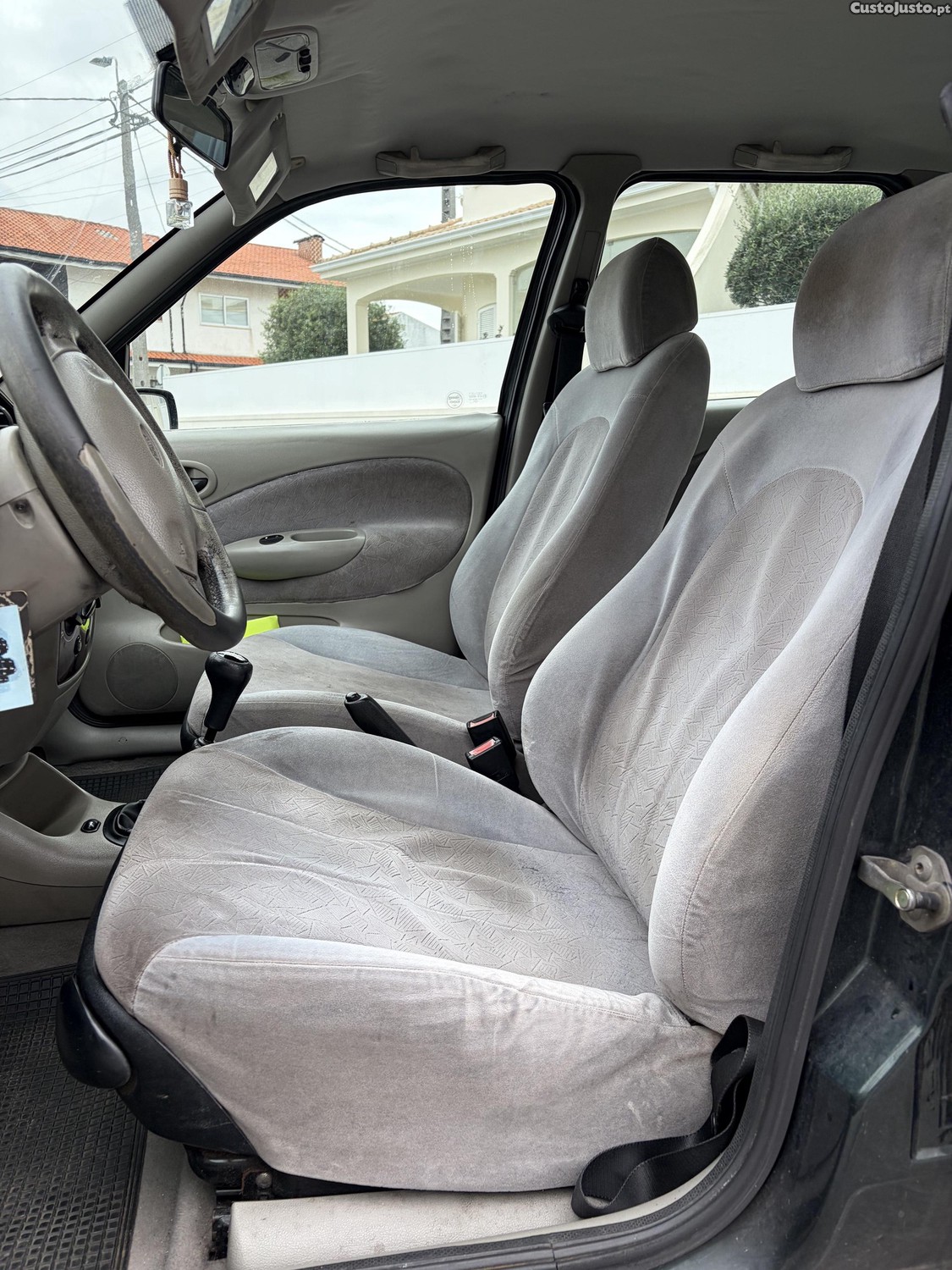 Ford Fiesta Zetec-S — fotografia 2