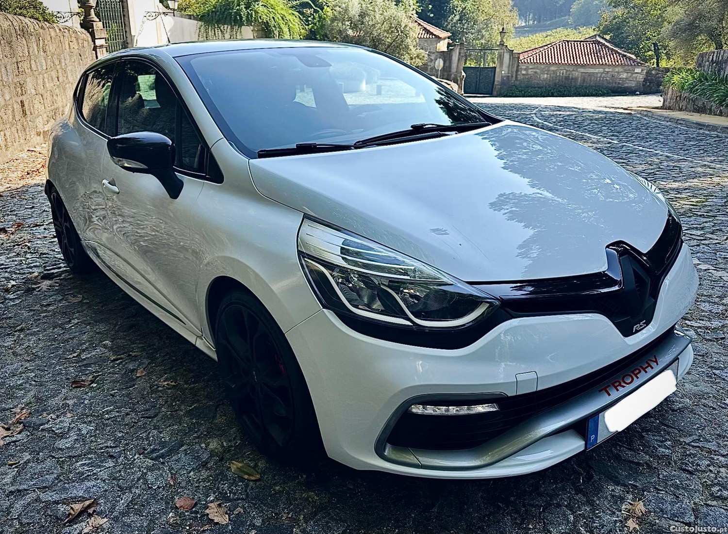 Renault Clio RS TROPHY 1.6 TURBO EDC 220Cv 1 DONO 2015/11 - 15 — photo 2