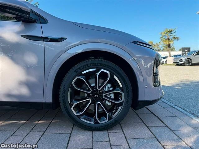 80.8 kWh AWD Performance — photo 4