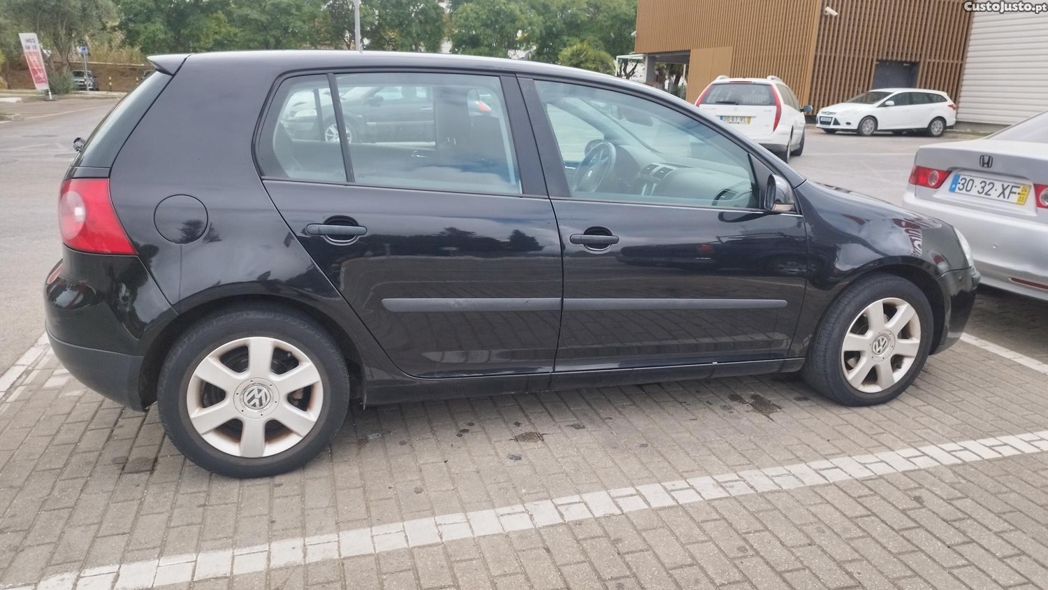Volkswagen Golf V 1.4 FSI — fotografia 5