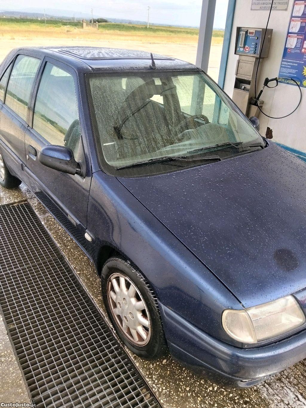 Citroën Saxo exclusive 1.5 diesel — fotografia 7